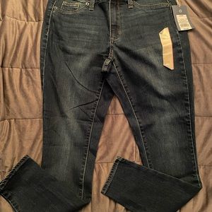 Women’s mid rise jegging